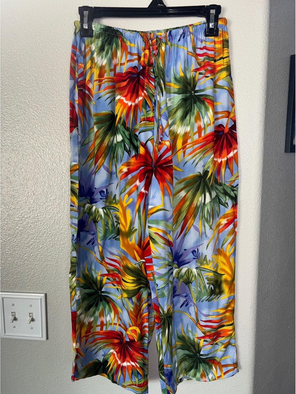 Clio Tropical Palm Leaf Wide Leg Cropped Culotte Pants Elastic Waist Size M